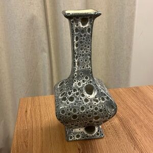VTG Ceramic Casey vase